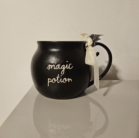Rae Dunn Black Magic Potion Cauldron Mug - Picture 2 of 7